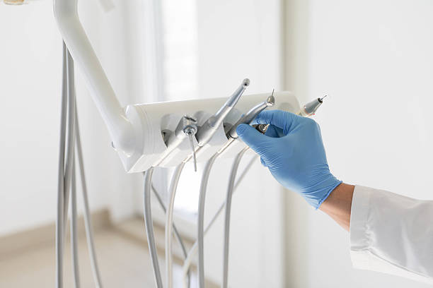 24/7 Emergency Dental Implants experts in Cary, IL
